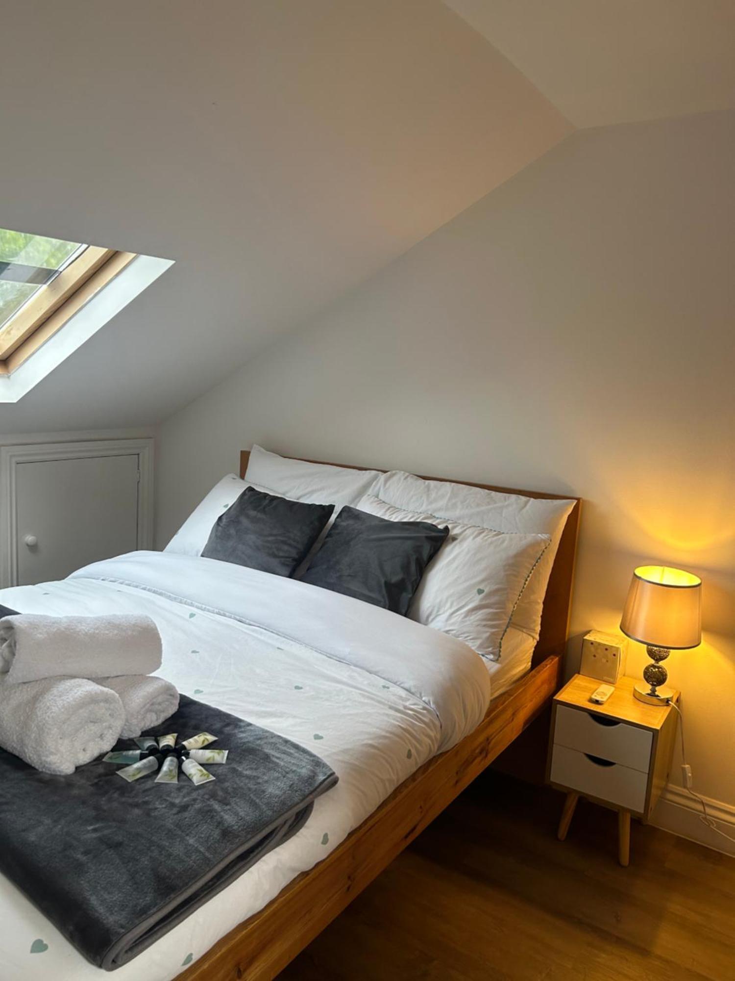 Qties Luxury Home London Eksteriør bilde